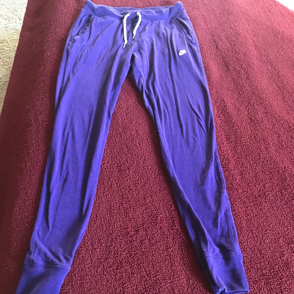 Purple sweatpants Nike size S